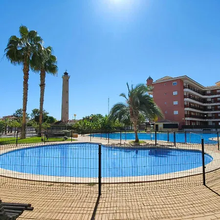 Global Properties, Con Terraza Y Piscina En La Playa De Canet Appartement *